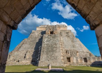 Site, pyramide de Uxmal, Yucatan au Mexique