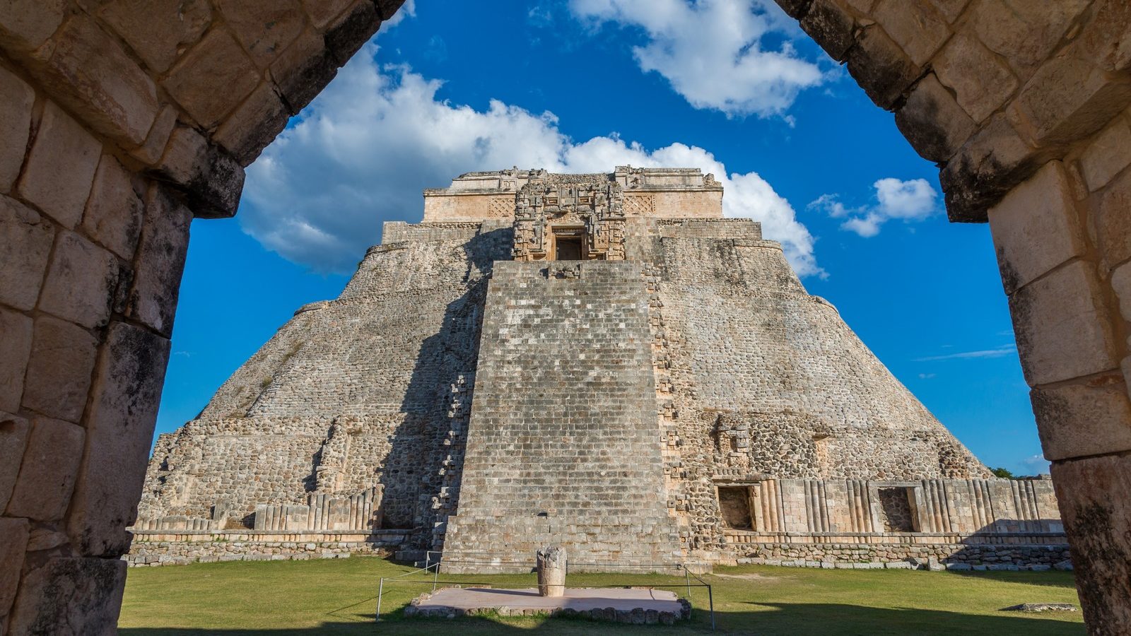 Site, pyramide de Uxmal, Yucatan au Mexique